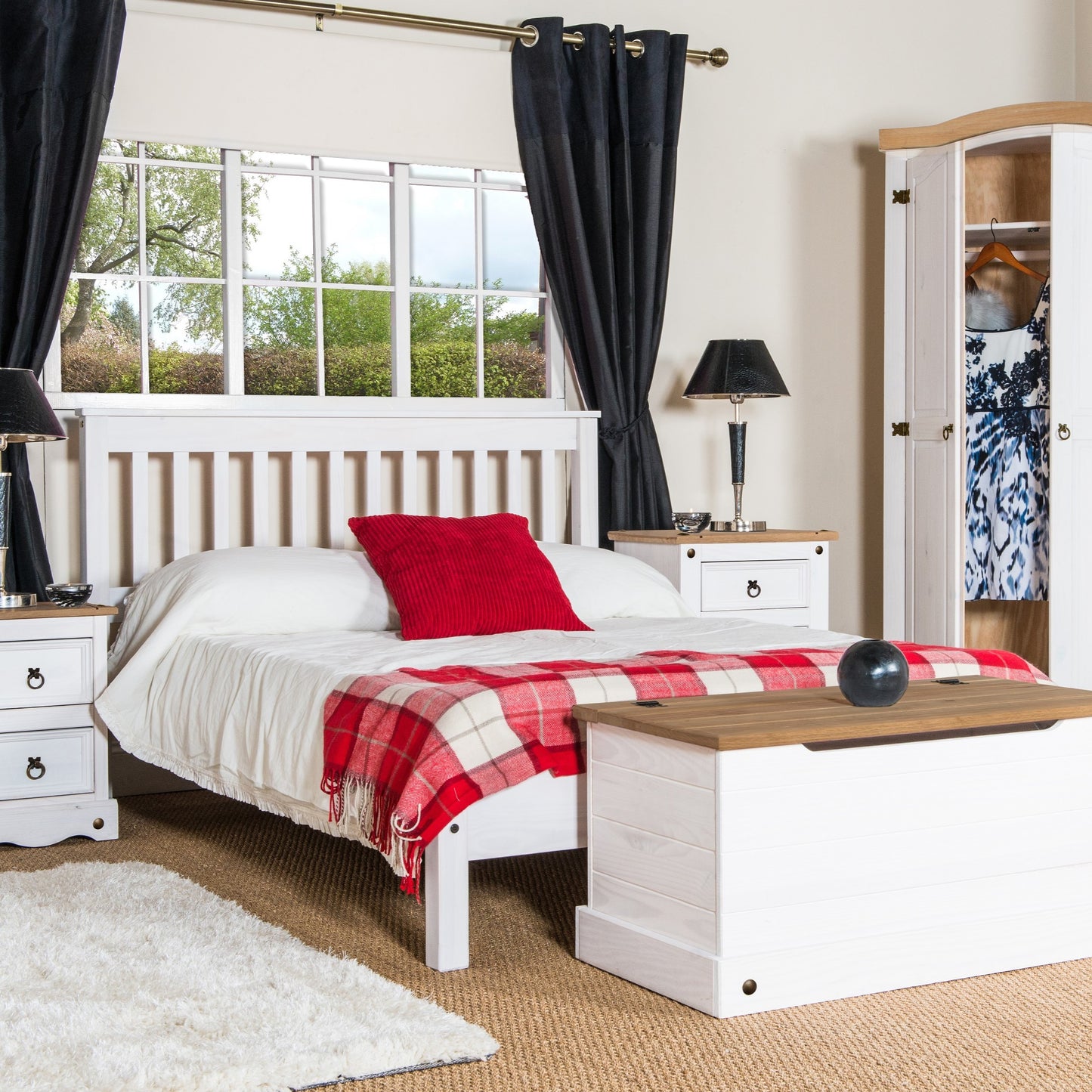 Corona White Bed (CRW460LE)
